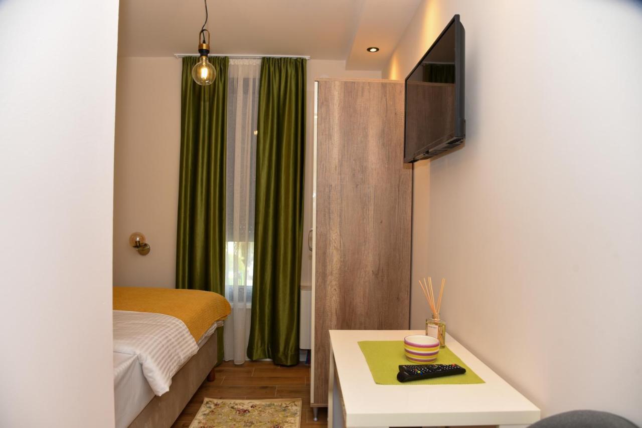Šabac Merak Rooms & Caffe Bar מראה חיצוני תמונה