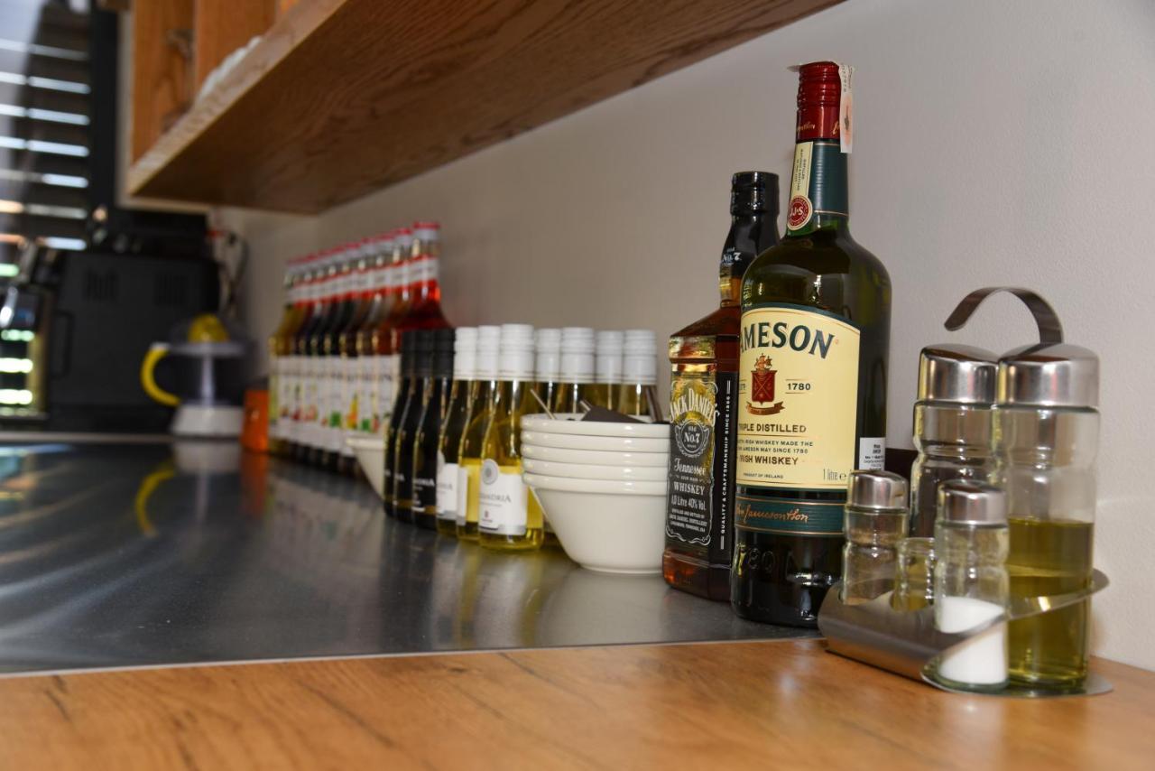 Šabac Merak Rooms & Caffe Bar מראה חיצוני תמונה