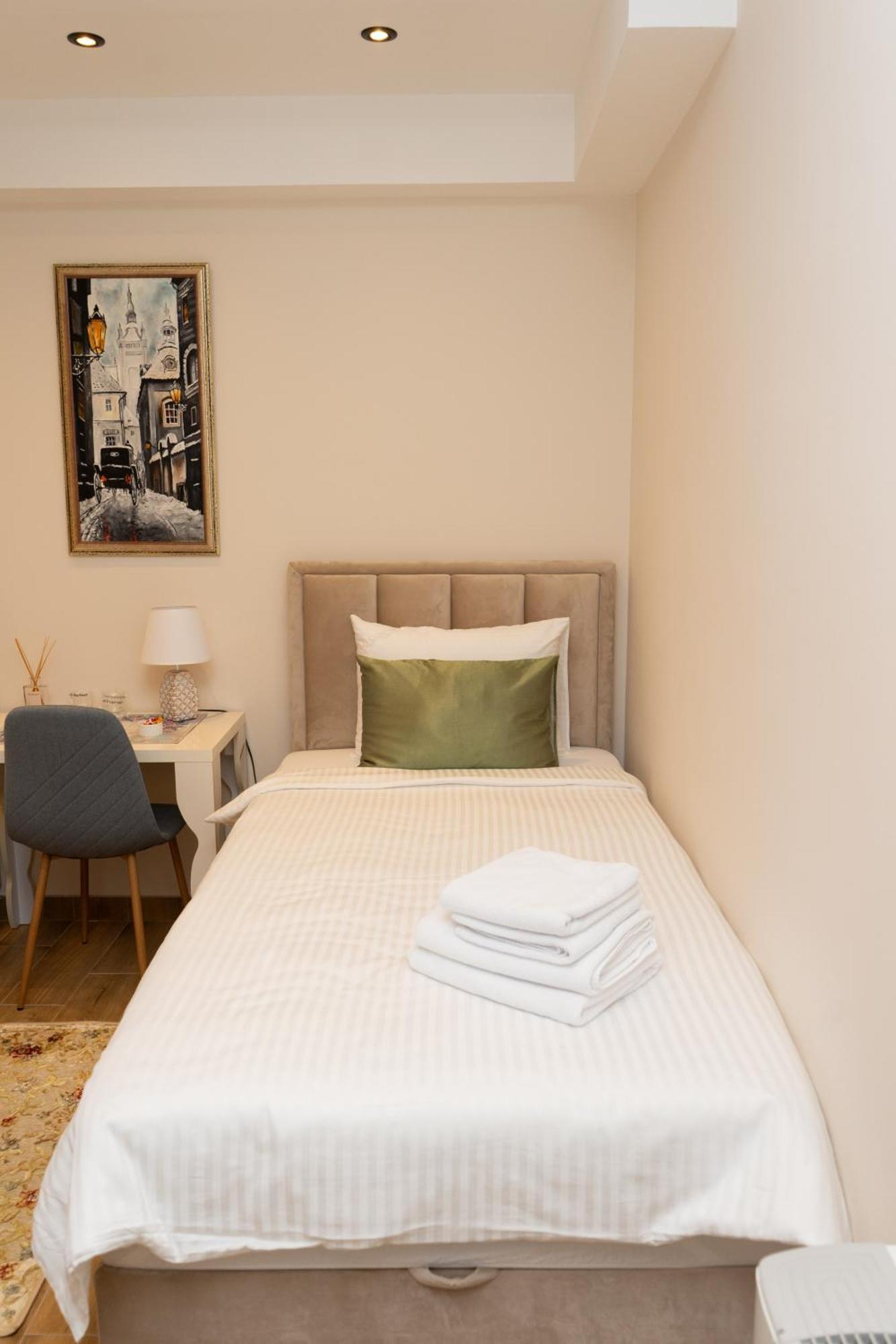 Šabac Merak Rooms & Caffe Bar מראה חיצוני תמונה